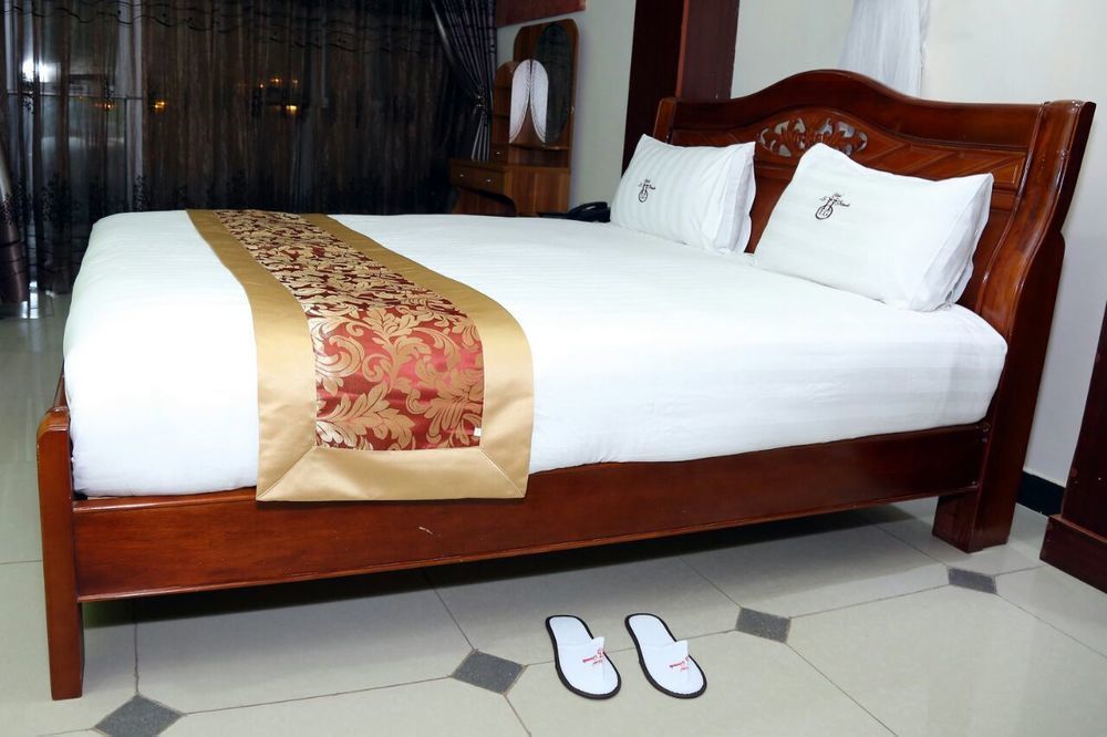La Grande Hotel Кампала Экстерьер фото